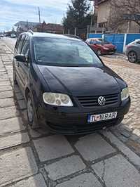 Volkswagen Touran 1,6 Fsi