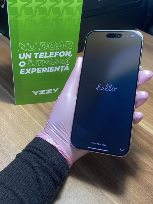 iPhone 16 Pro Max / 256 GB / Sănătate baterie 99% / Foarte bun