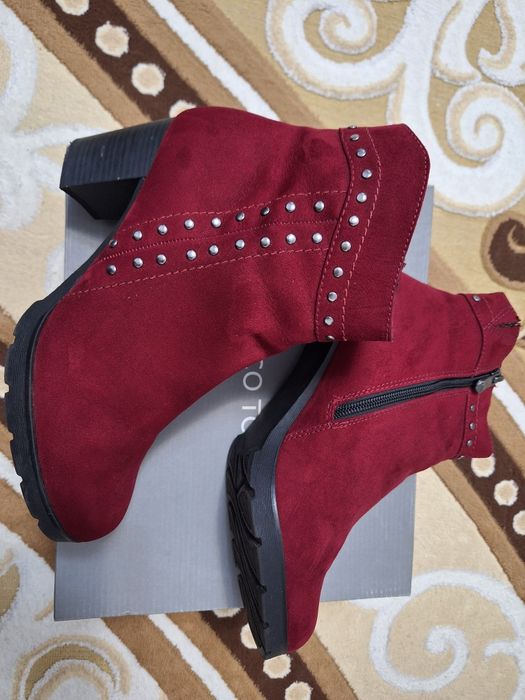 Сапоги женс 38 размер,  натур замша , немецкие, удобный каблук. 10000