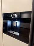Espressor automat incorporabil Bosch Seria 8, Negru, CTL636EB6/09