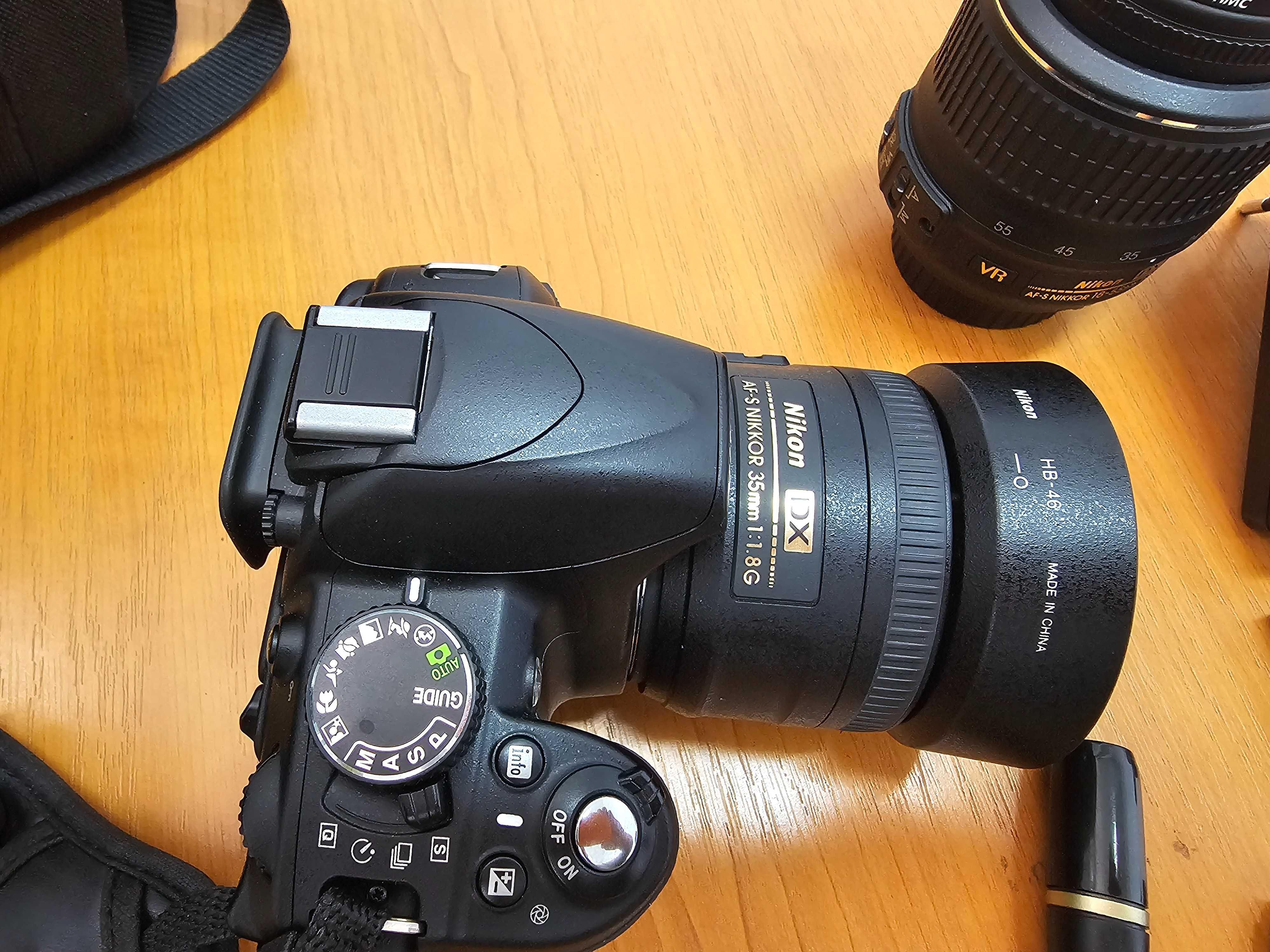 DSLR Nikon D3100, AF-S NIKKOR 18-55mm, 35mm, shutter count 11685