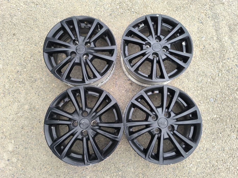 Диски на Шевролет кобальт R15