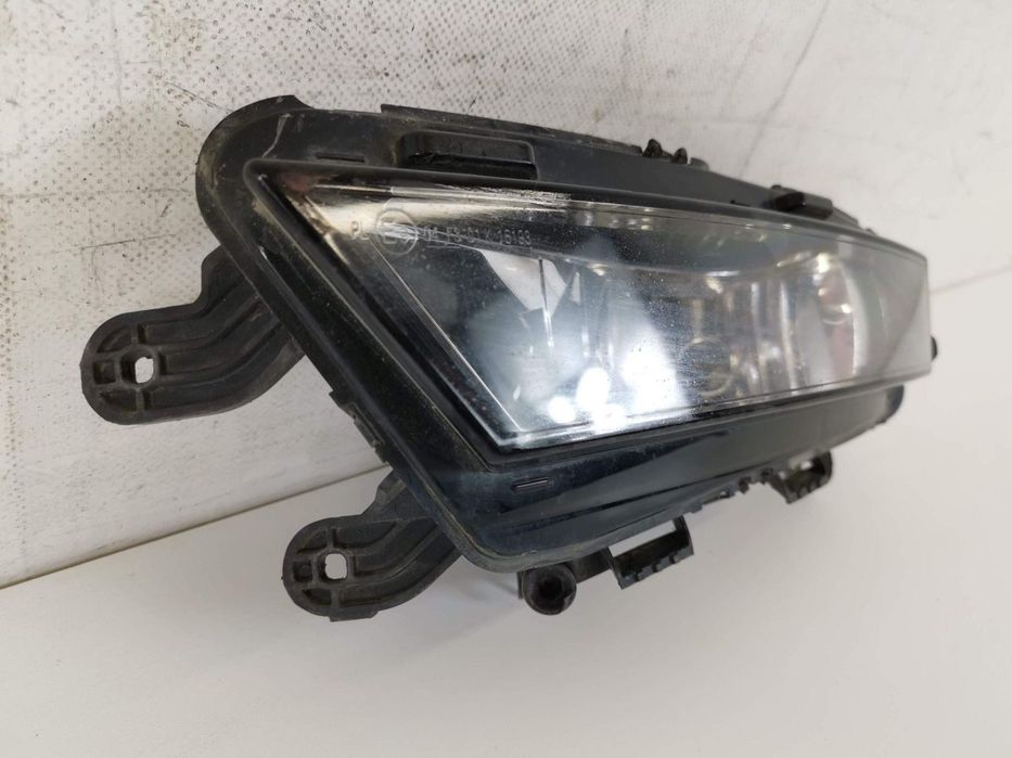 Proiector Ceata Stanga Skoda  Octavia 3 2013 2014 2015 2016 2017 Combi