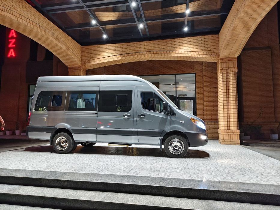 (Заказ)Микроавтобуса до 20 и минивэн до 10 человек