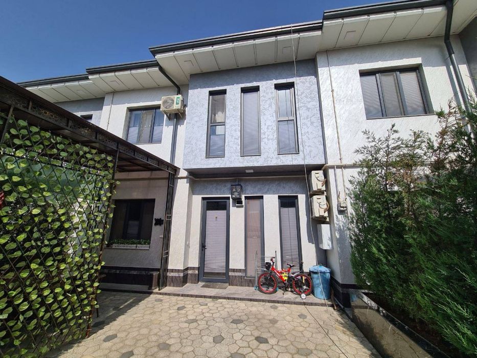 Продаётся Дом  Мирзо Улугбекский район. Улица Циолковского. Карасу-6