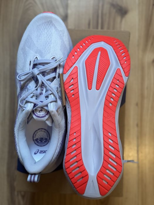 ASICS Novablast 5 TOKYO