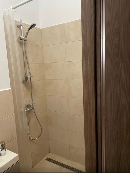 Garsoniera la 5 min de UMF