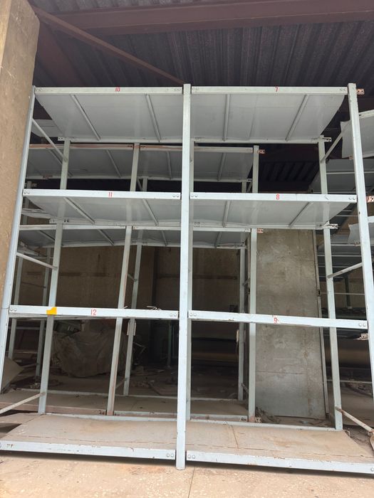 Стеллажи металлические