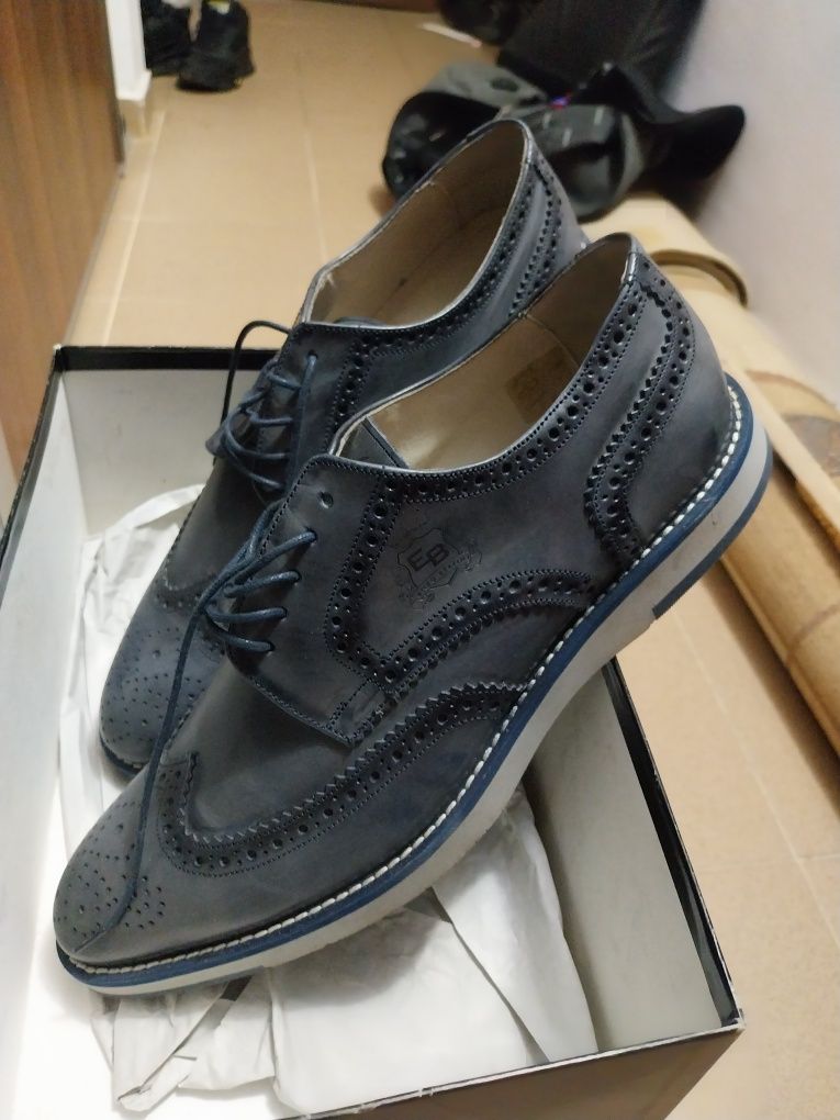 Pantofi Enzo Bertini marimea 44 culoare BLUE