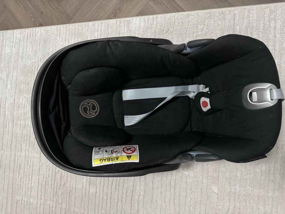 Scoica auto Cybex Cloud Z i-Size cu adaptoare