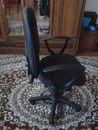 Кресло для дома и для офиса