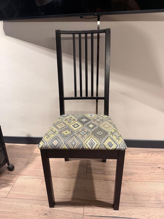 Стулья в хорошем состоянии