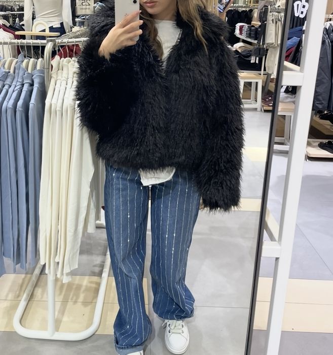 Пухено яке на Stradivarius