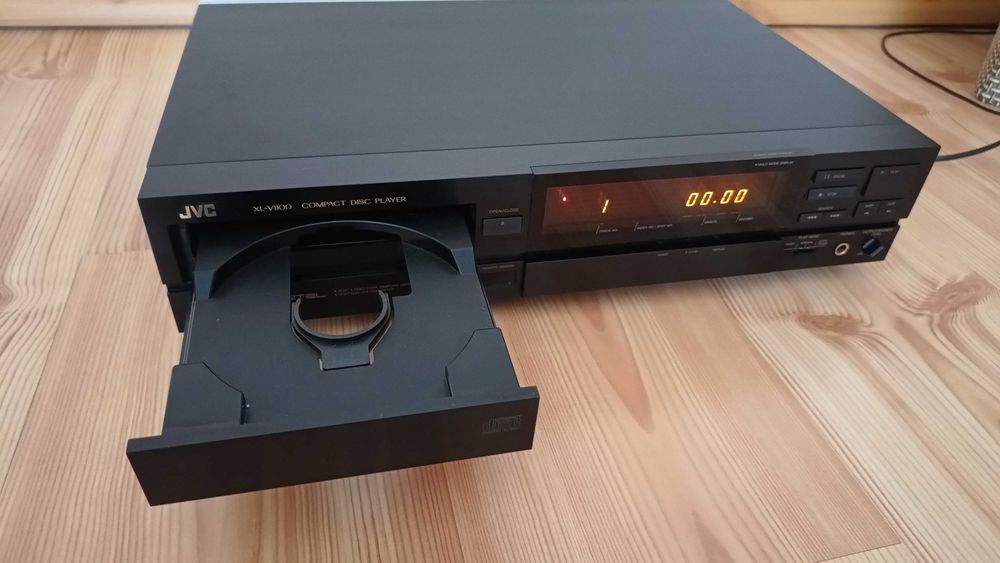 Muzica High-end JVC XL-V1100 cd player ultra rar ,10kg full aluminiu.