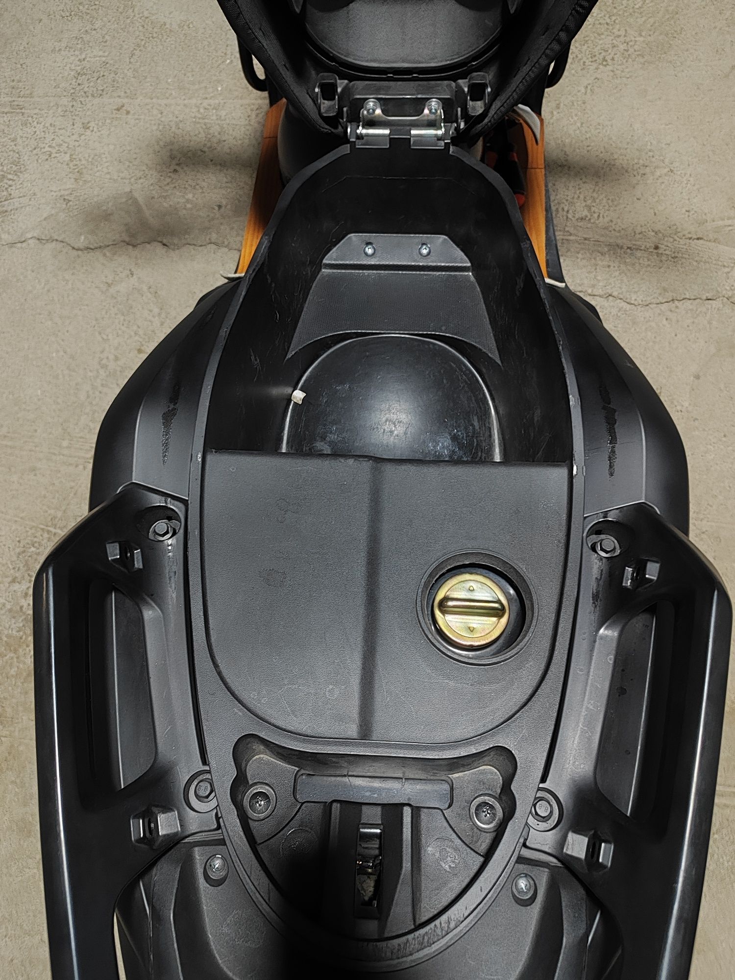 Skuter TANK  PRO