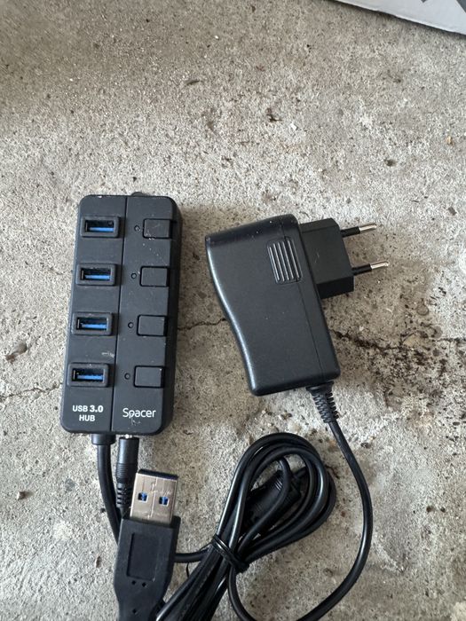 Adaptor USB 3.0 nou cu 6 porturi