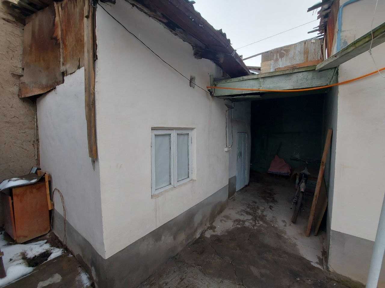 Срочно продается дом в М. Улугбекском районе (ААА)