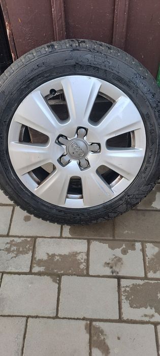 Vând jante de audi cu cauciucuri M+S 205/55 r16