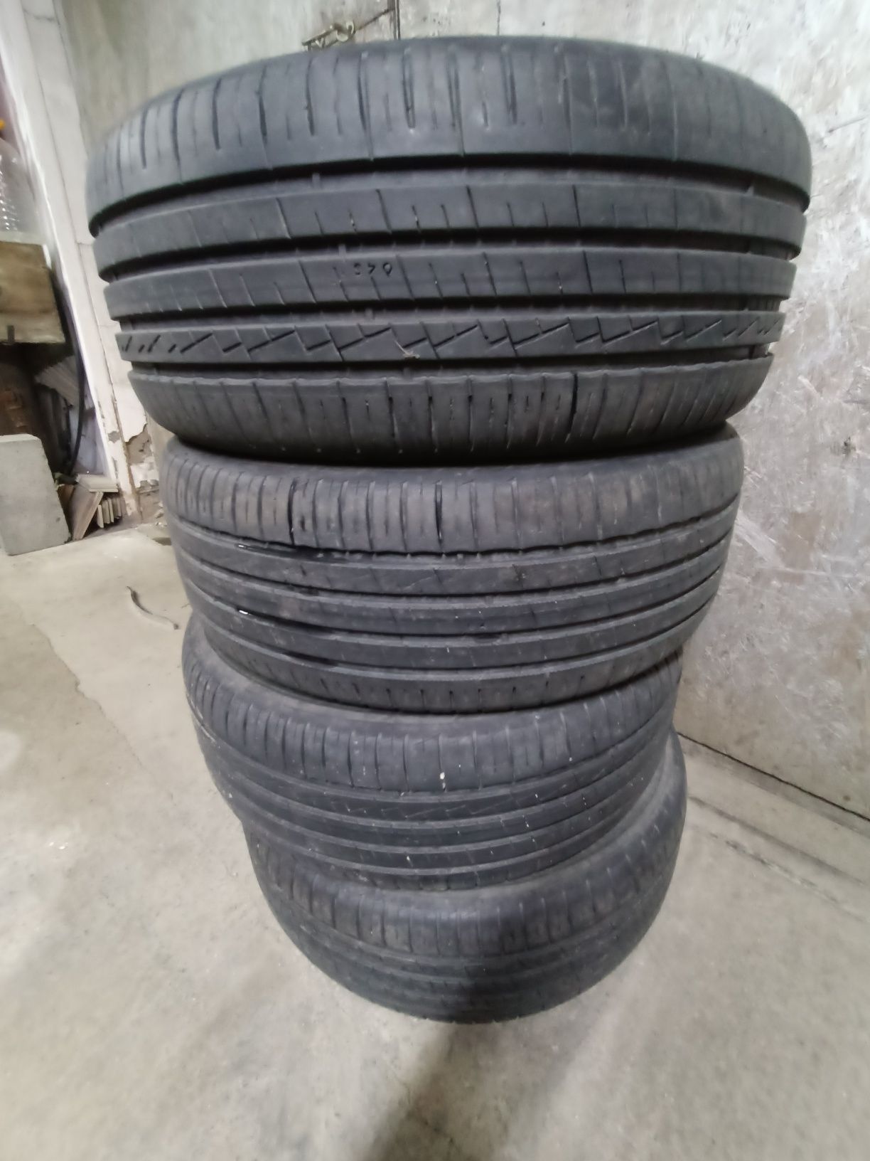 Продам летние шины16
