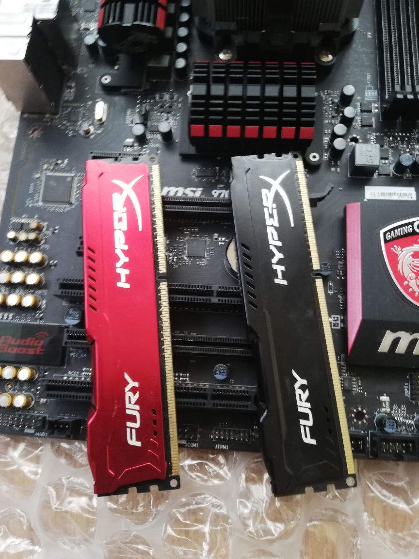 Дъно Msi, рам памет Kingston, процесор FX-4350, .