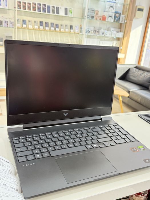 Игровой ноутбук HP Victus 15-fb3011ci