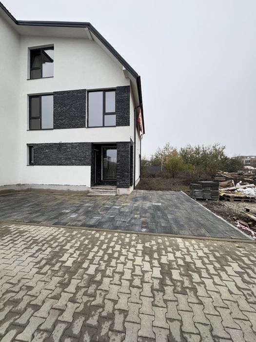 PROPRIETAR - OTOPENI - Casa de Vanzare 142m2 utili