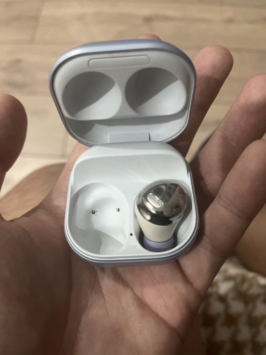 Galaxy buss pro с 1 наушником