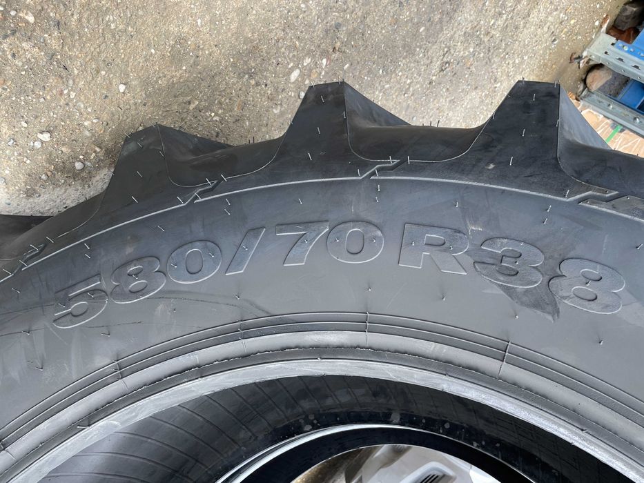 Anvelope 580/70R38 pentru tractor spate marca OZKA
