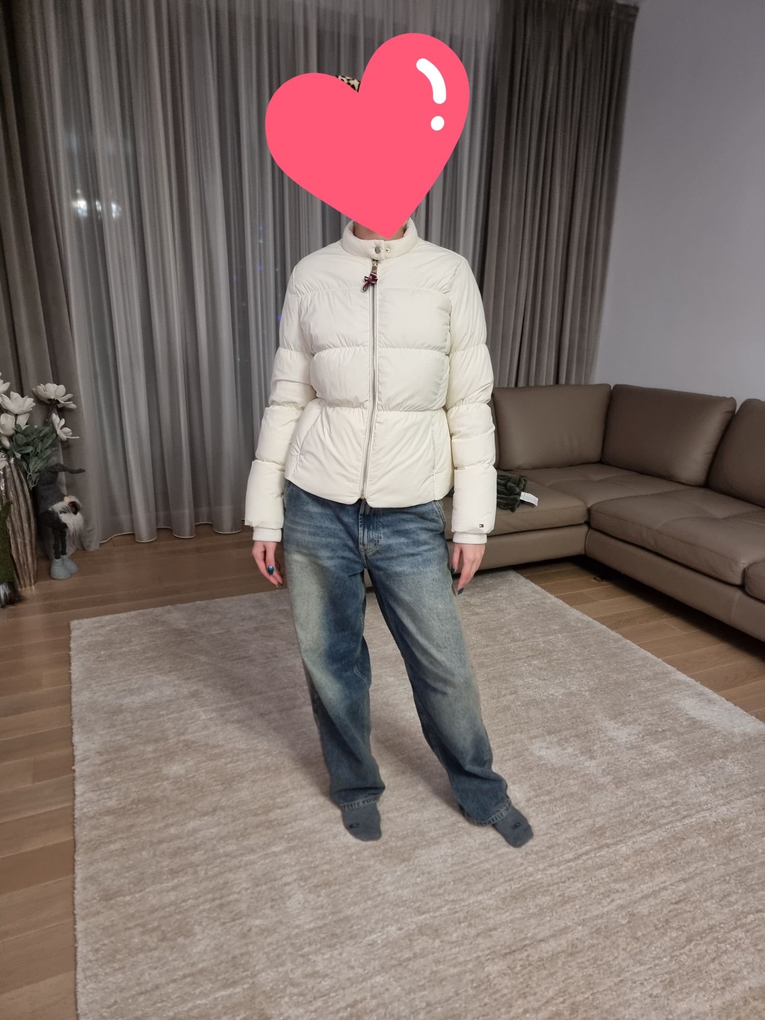 Vand geaca Tommy Hilfiger, marimea XS, alba
