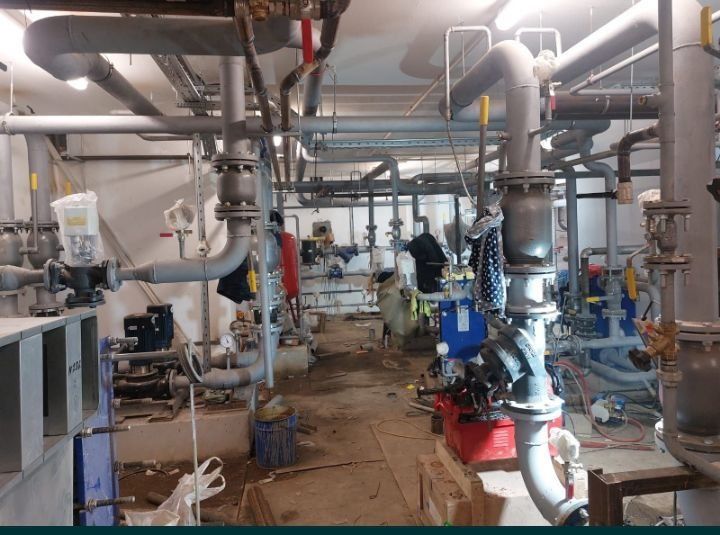 Услуги Сварщик на выезд сантехник