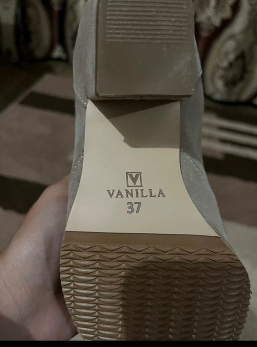 Ciocate damă cu toc