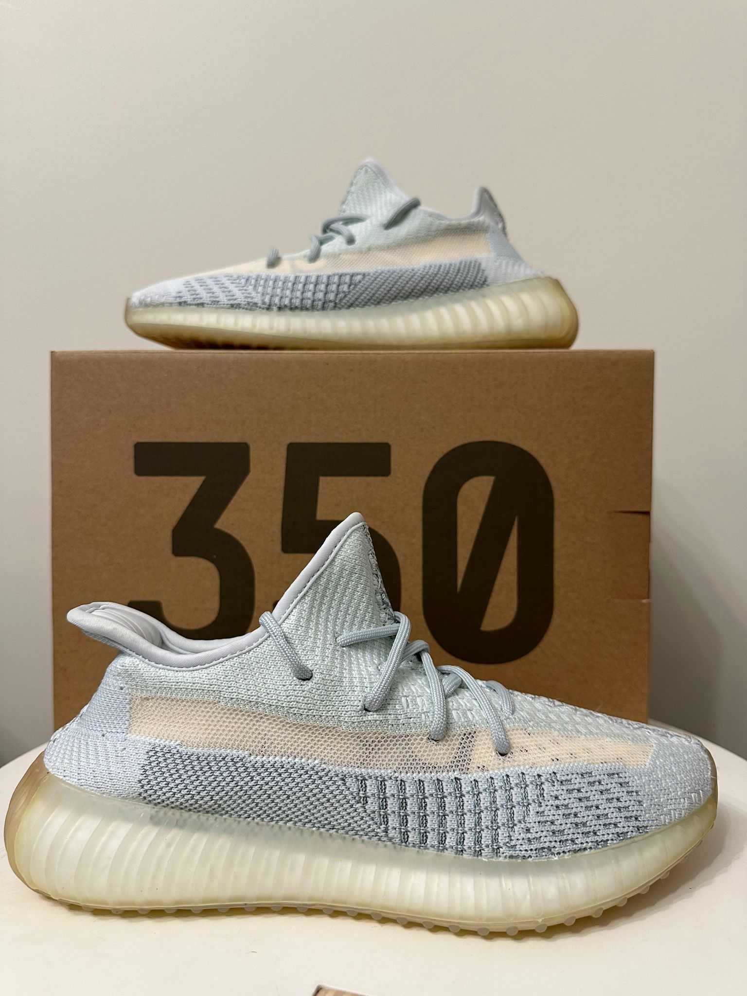 Yeezy Boost 350 V2 - Cloud White (non-reflective)