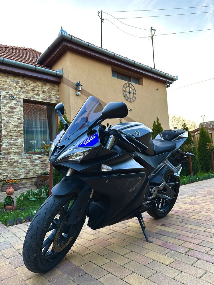 Yamaha  YZF-R125