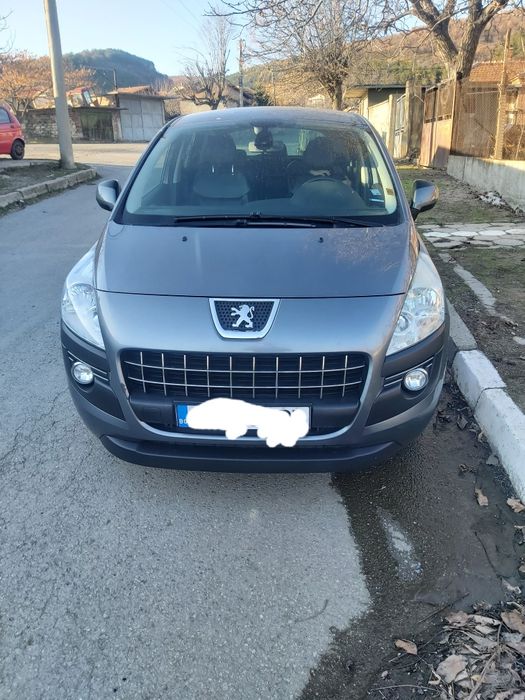 Продавам Peugeot 3008