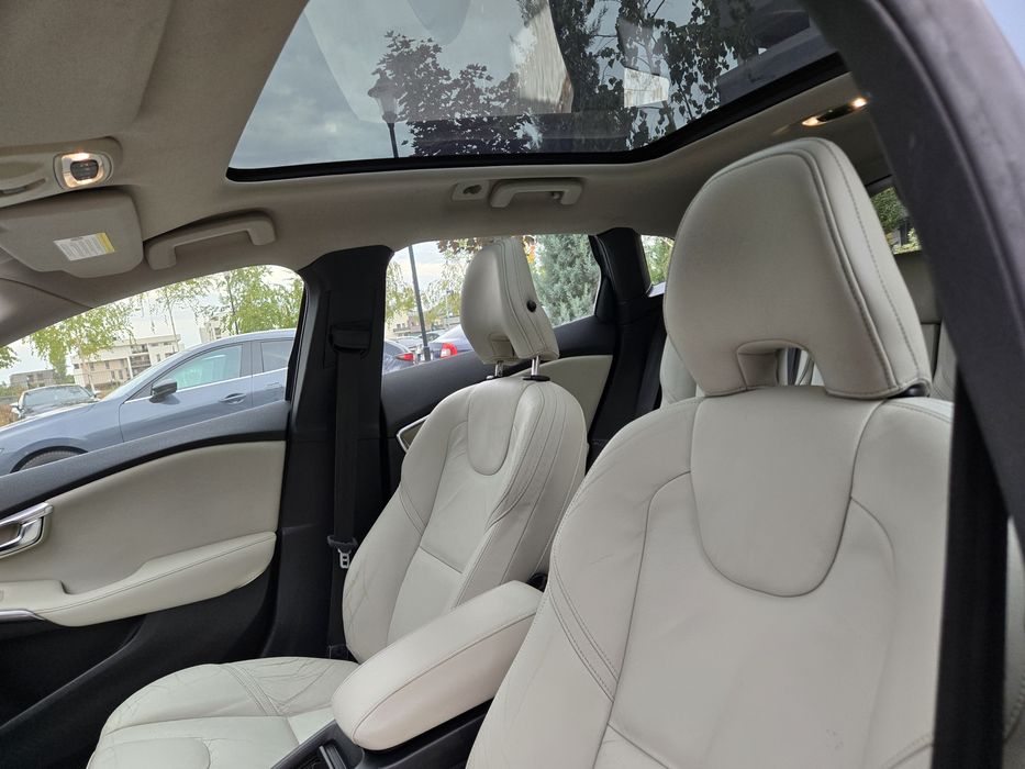 Volvo V40 2.0 D Automat Extra Full Propietar Stare Perfecta  Variante