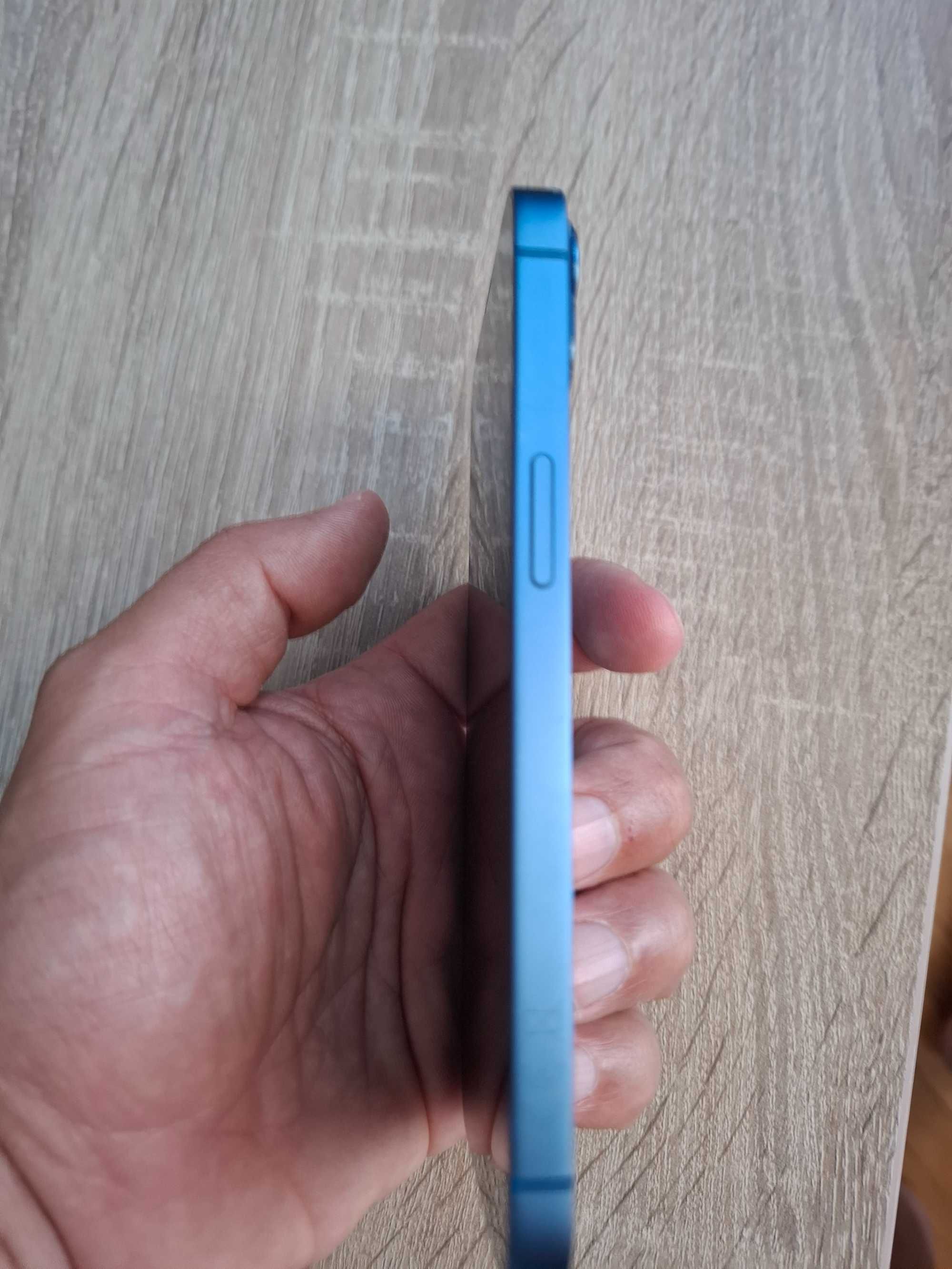 Iphone 13 с гаранция