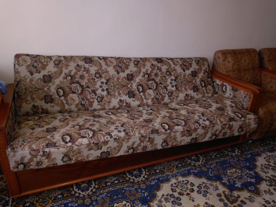 Диван и 2 кресла