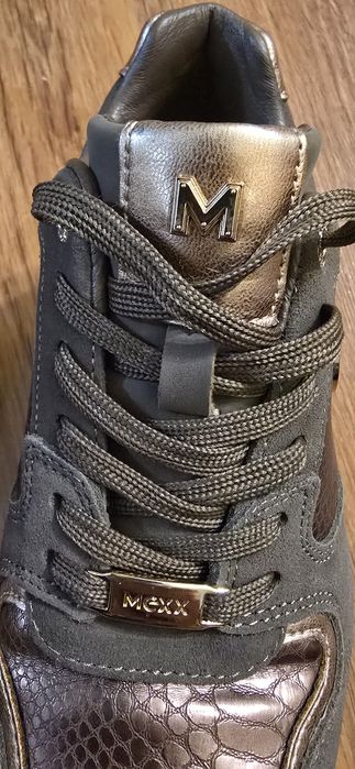 Кафяви дамски сникърси