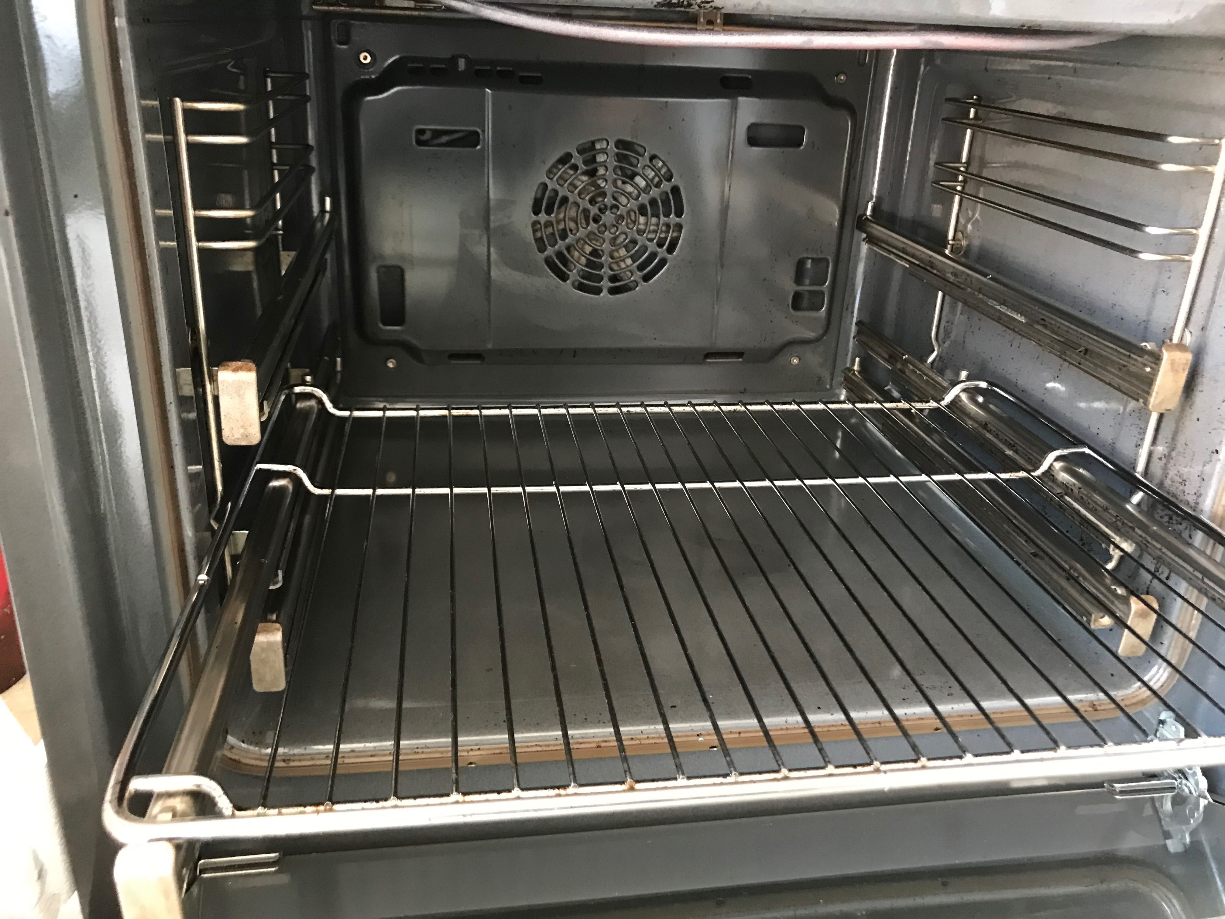 Bosch HT5HB33/ Бош Фурна за вграждане
