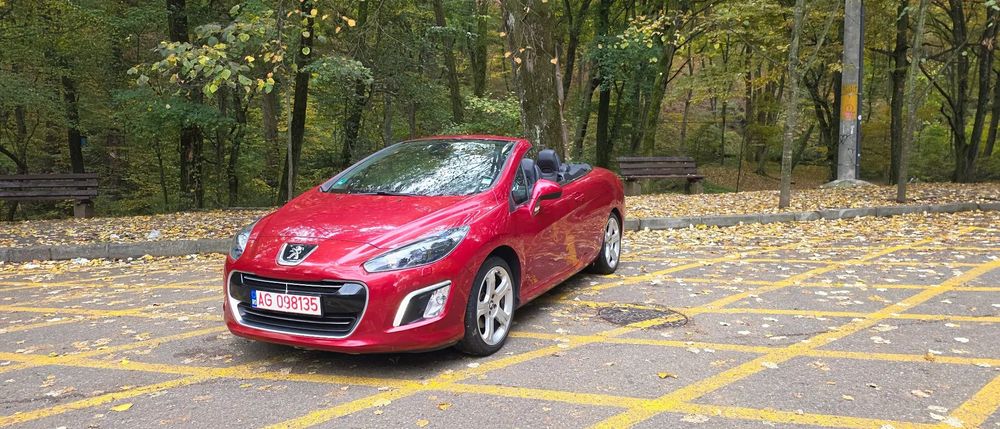 Peugeot 308 30CC Cutie automata, dublu climatronic, sistem audio JBL, RAR efectuat