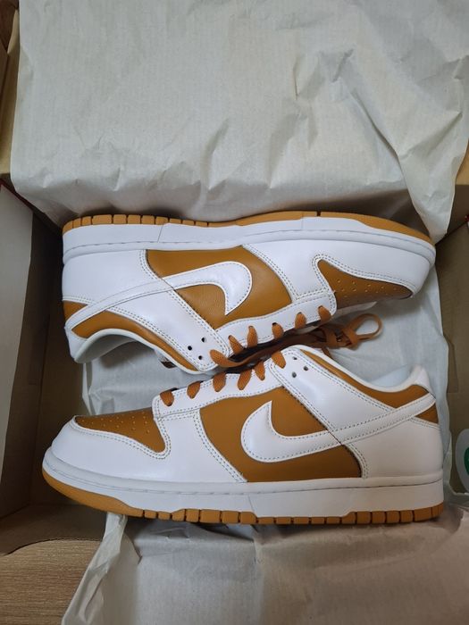 Nike dunk dark curry