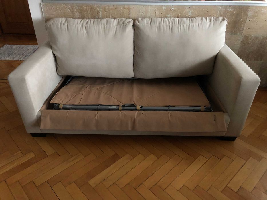 Canapea extensibilă 2 locuri bej/crem Mobexpert