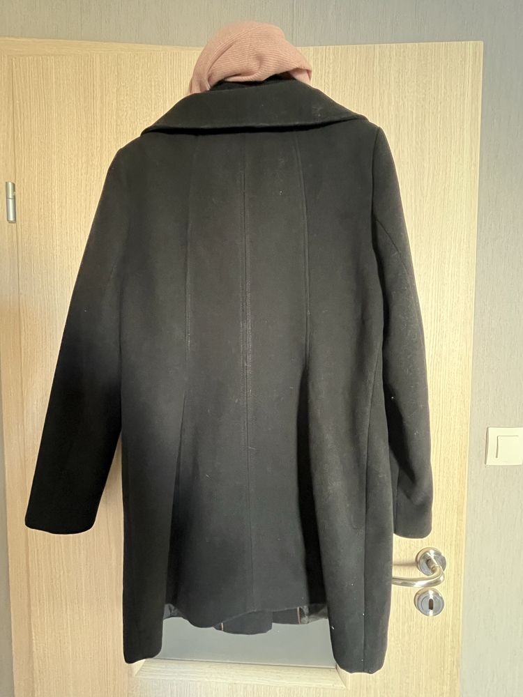 Продавам дамско палто