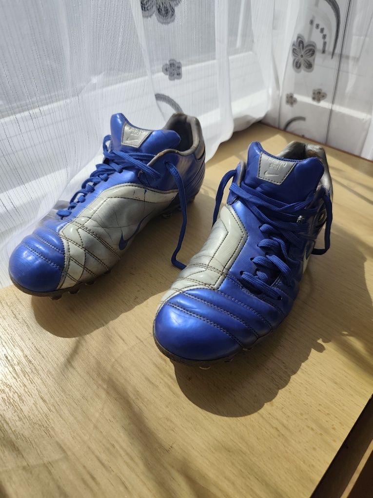 Ghete fotbal Nike Total 90 Shift