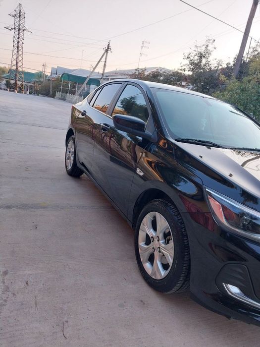 Onix premier bir qõl minilgan