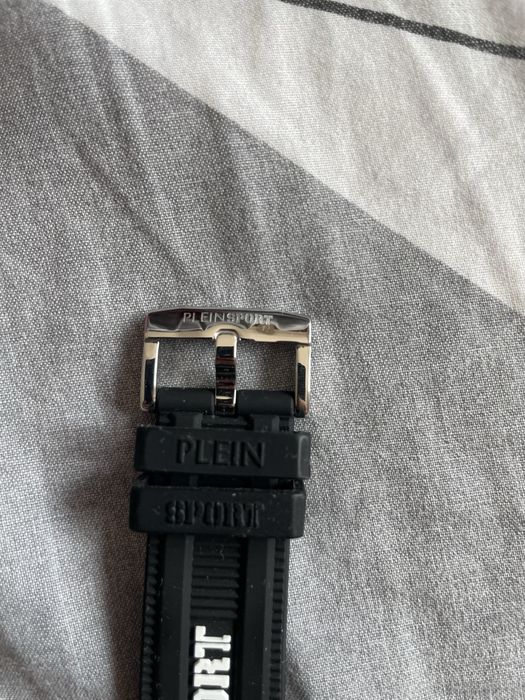 Plein Sport часовник с кутиятя перфектно състояние