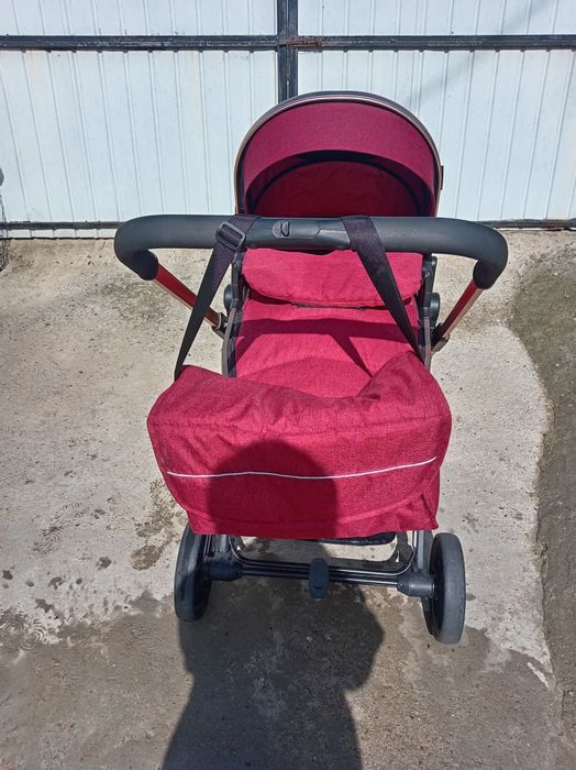 Cărucior 2 în 1 în stare foarte bună