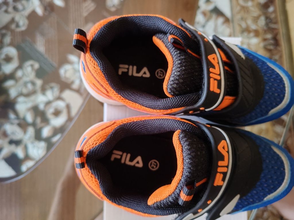 Маратонки Fila - 27 номер