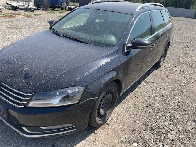 Dezmembrez VW Passat B7 2.0 CFF DSG Start/stop