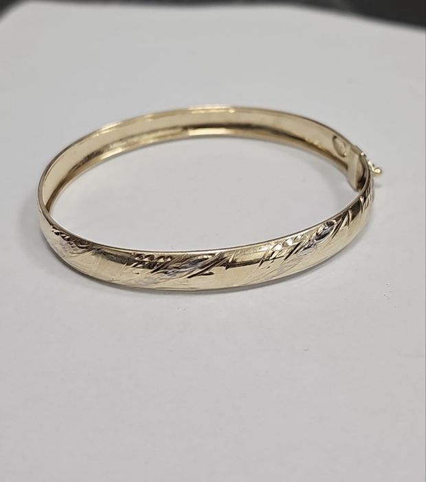 Дамска златна гривна